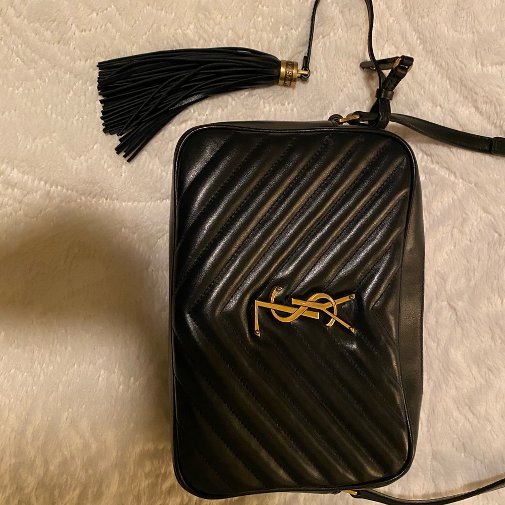 Saint Laurent YSL Lou quilted leather shoulder bag - Picture 2 of 3